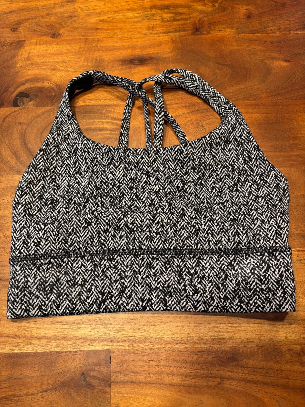 Lululemon Strappy Racerback Sports Bra Tank Jacquard Black White - Size 4